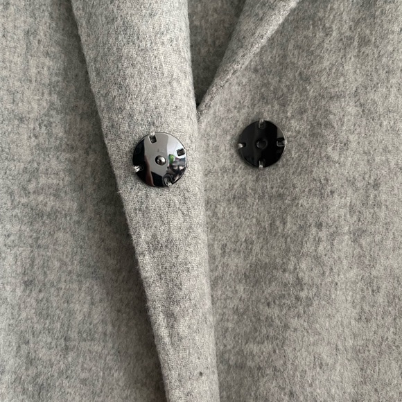 Brand new MASSIMO DUTTI Oversized Wool Coat size Medium - Picture 5 of 10